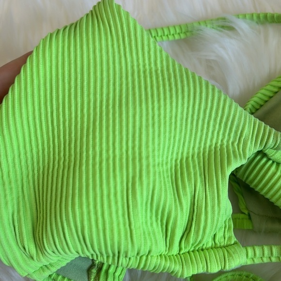 ONEONE ribbed bikini top size S - Picture 3 of 3